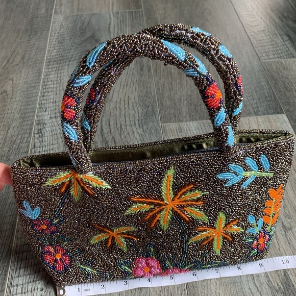 Beaded hand bag - Picture 4 of 5